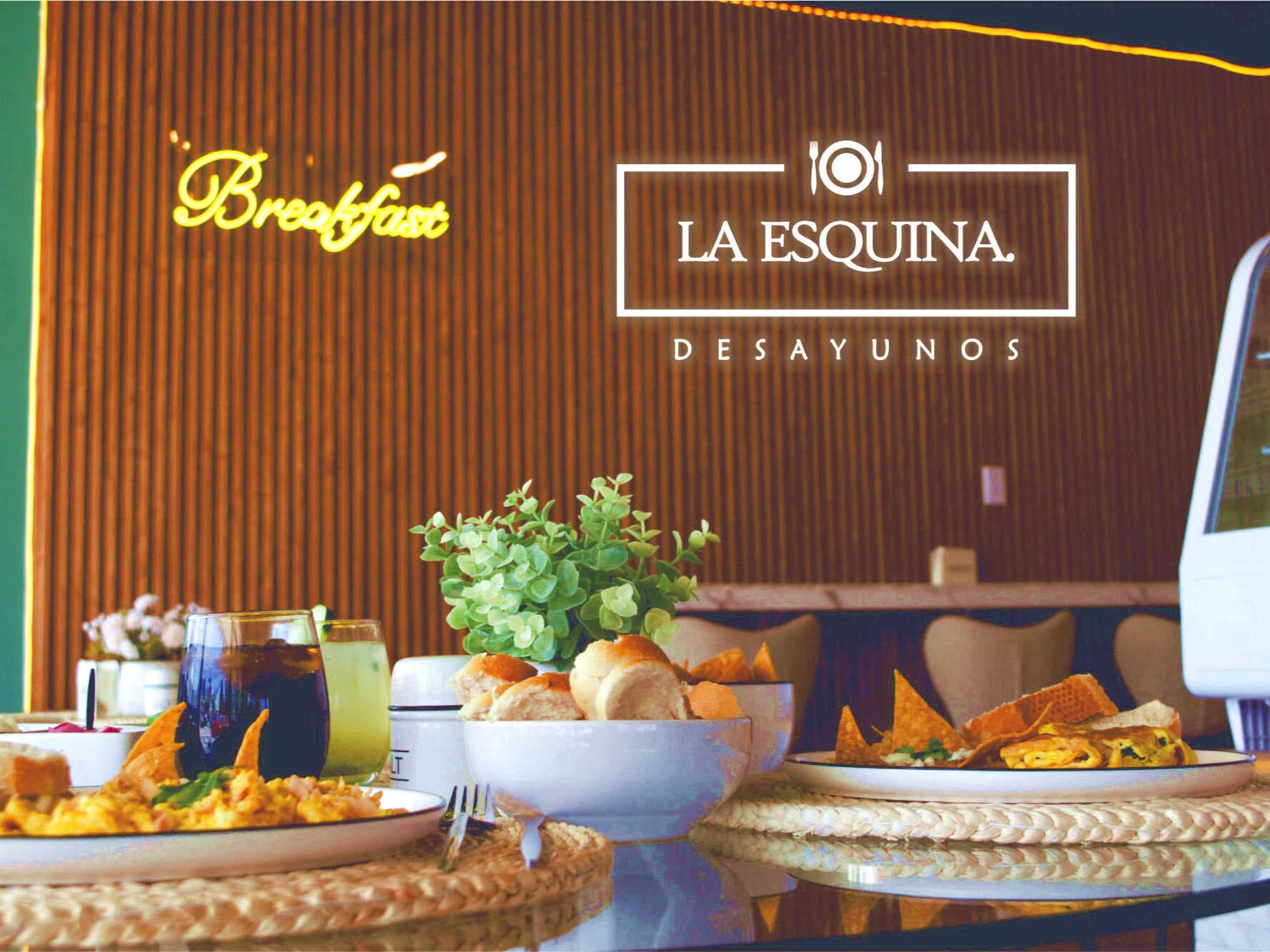 LaEsquina