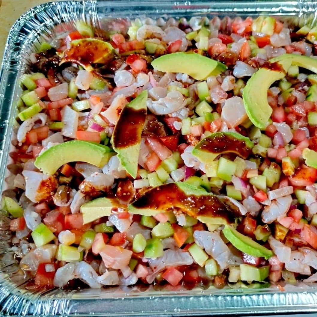 Charola de Ceviche de Puro Camarón 4 Personas