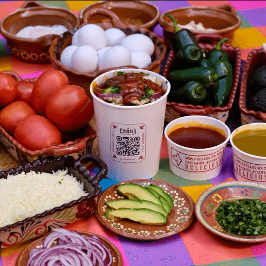 Combo Chilaquiles más Agua O Café