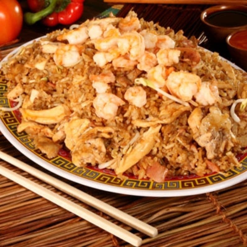 Arroz pollo camarón 3 Personas