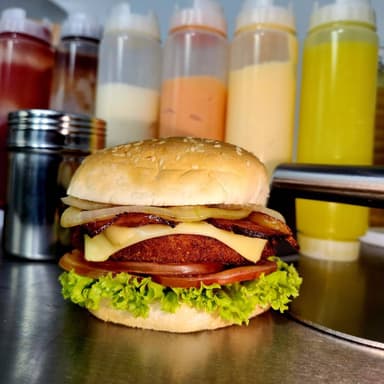 Hamburguesa Clasica Pollo Apanado