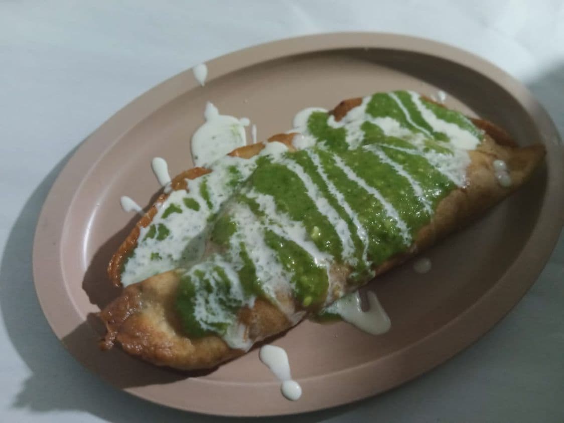 Molote de Requesón