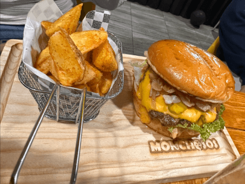 Monchosos