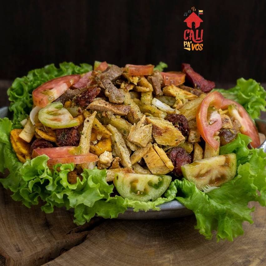 Combo Picada Familiar y Gaseosa 1 L