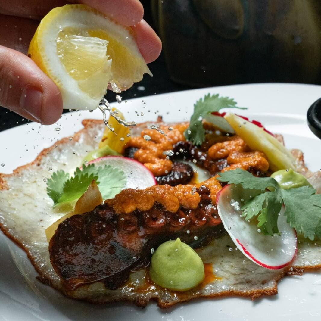 TACO DE PULPO AL PASTOR