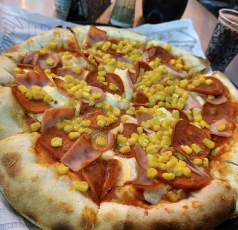 Pizza Naty's