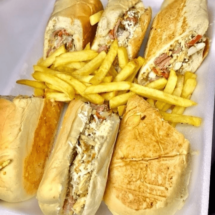 3° Perros Qatari & Coca Cola 1,5 lt