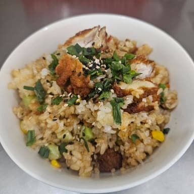 Yakimeshi Verdura y Pollo