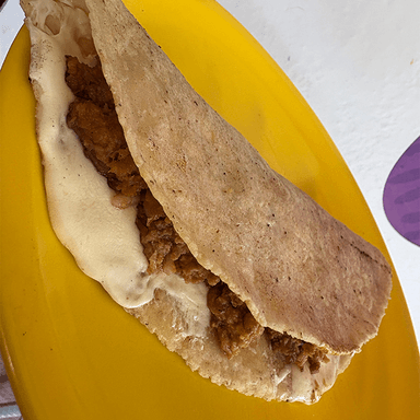 QUESADILLA DE CHICHARRÓN PRENSADO