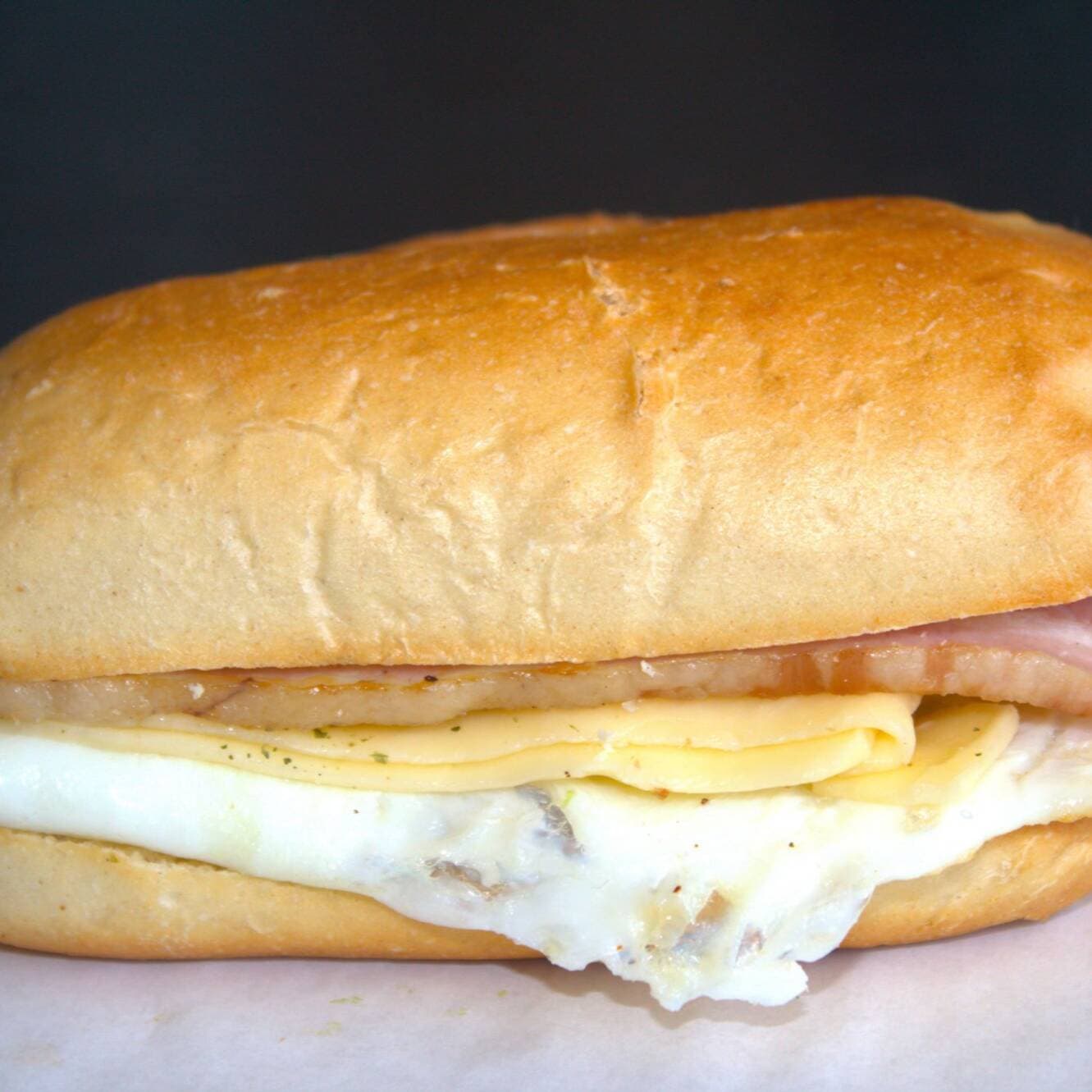 Sándwich Huevo Tocino