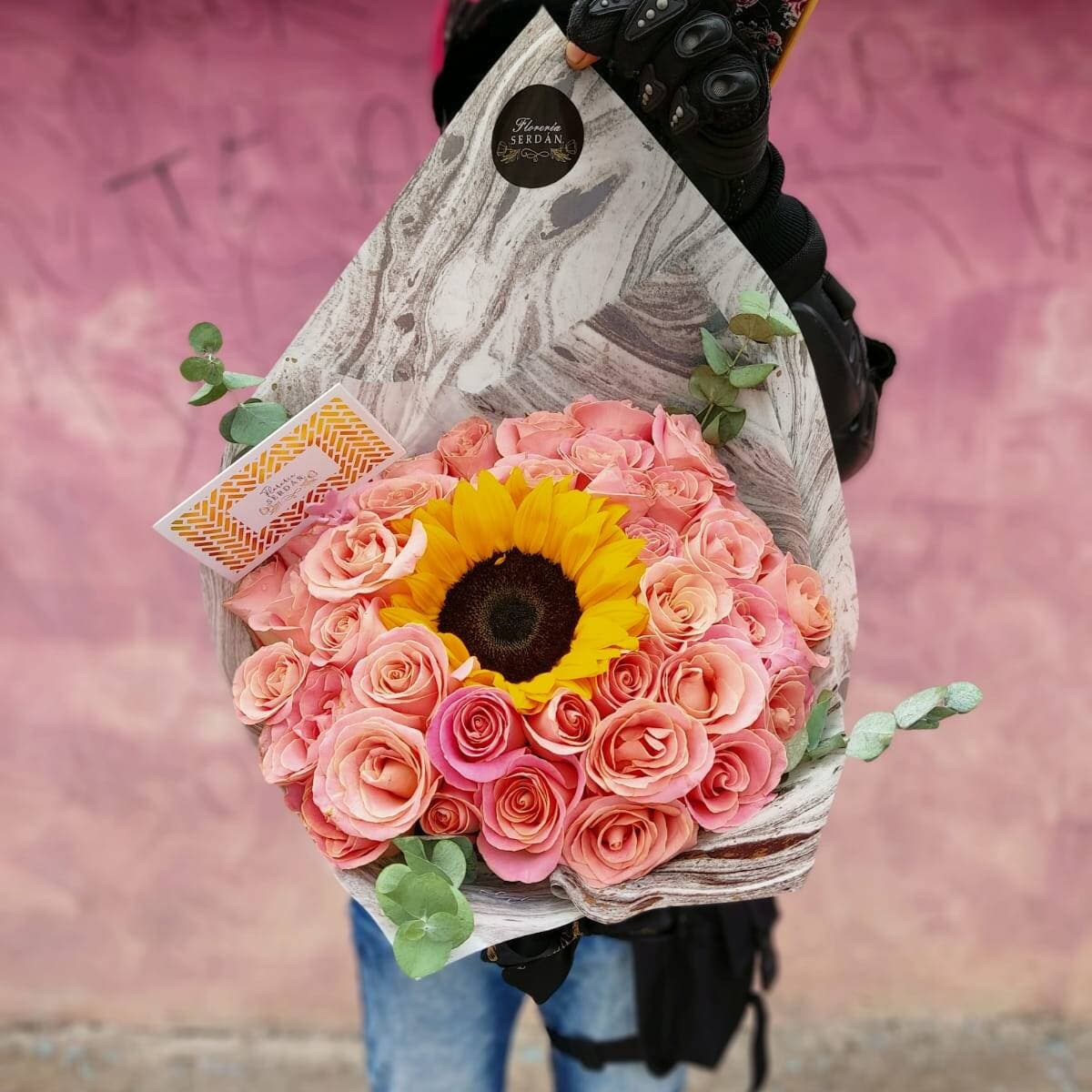 24 Rosas 1 Girasol