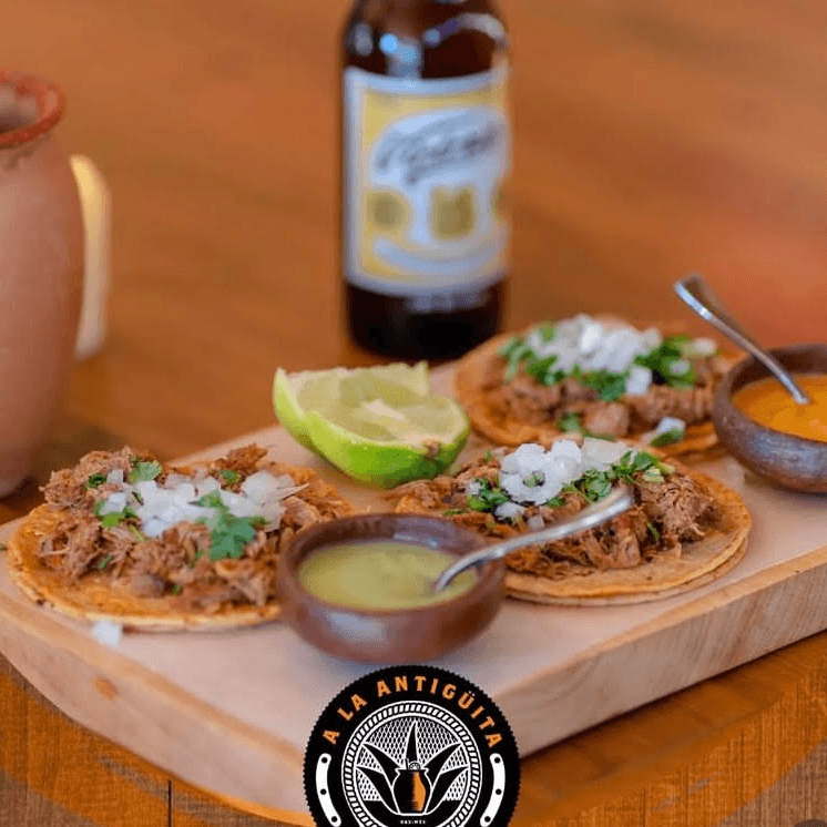 Taco de Birria 3 Piezas