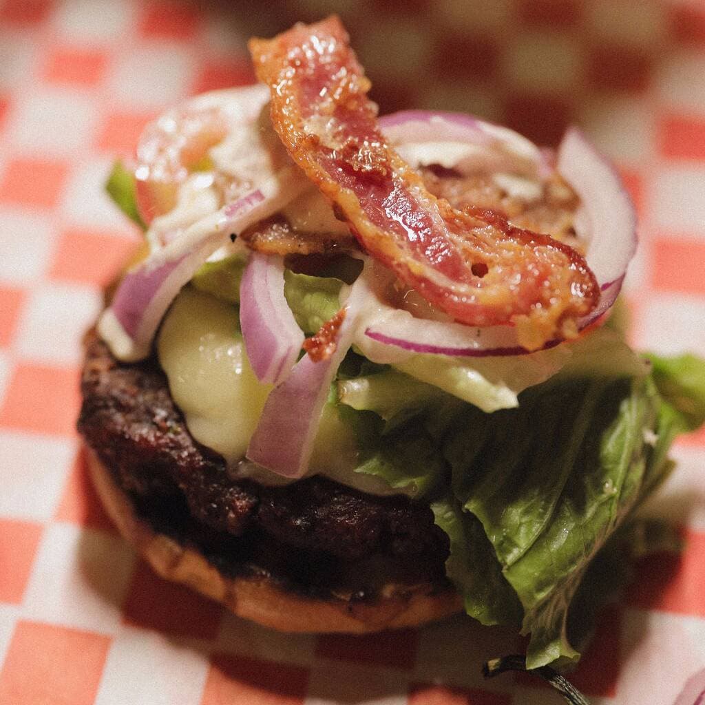 Hamburguesa Tradicional + Refresco