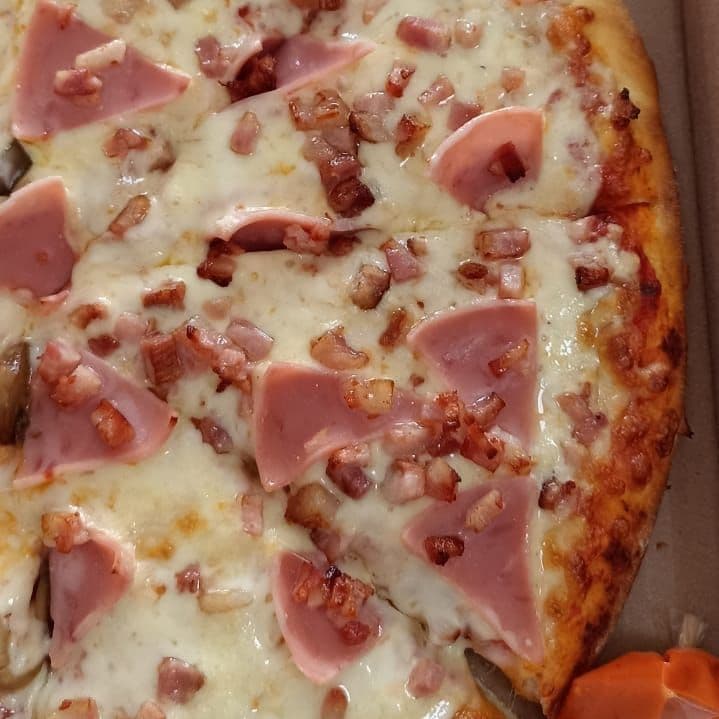 Pizza Extra, Carnes Frías
