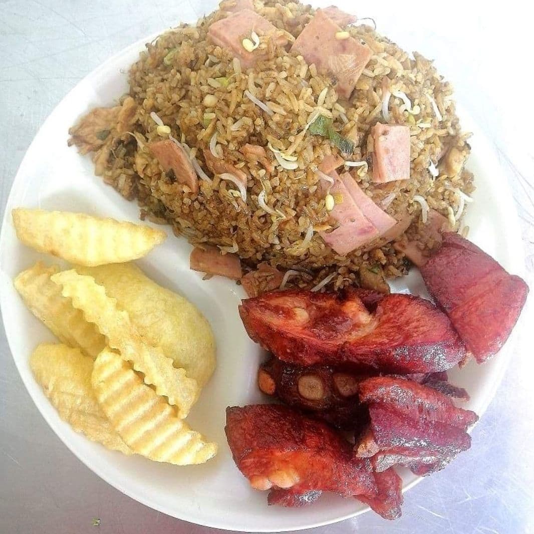 Bandeja con Costilla Ahumada Bbq (personal)