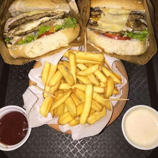 hamburguesa doble especial con papas