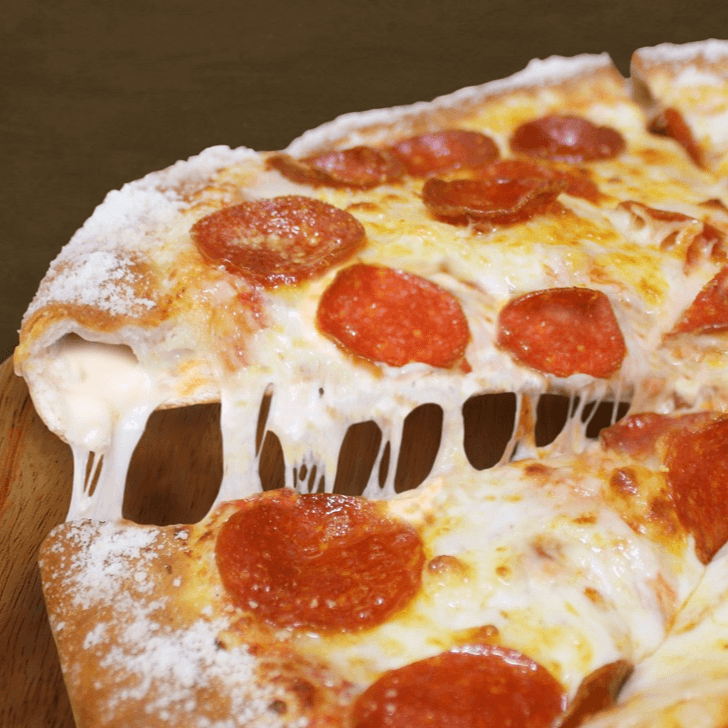 "Cheese Parmesano" Peperoni Grande