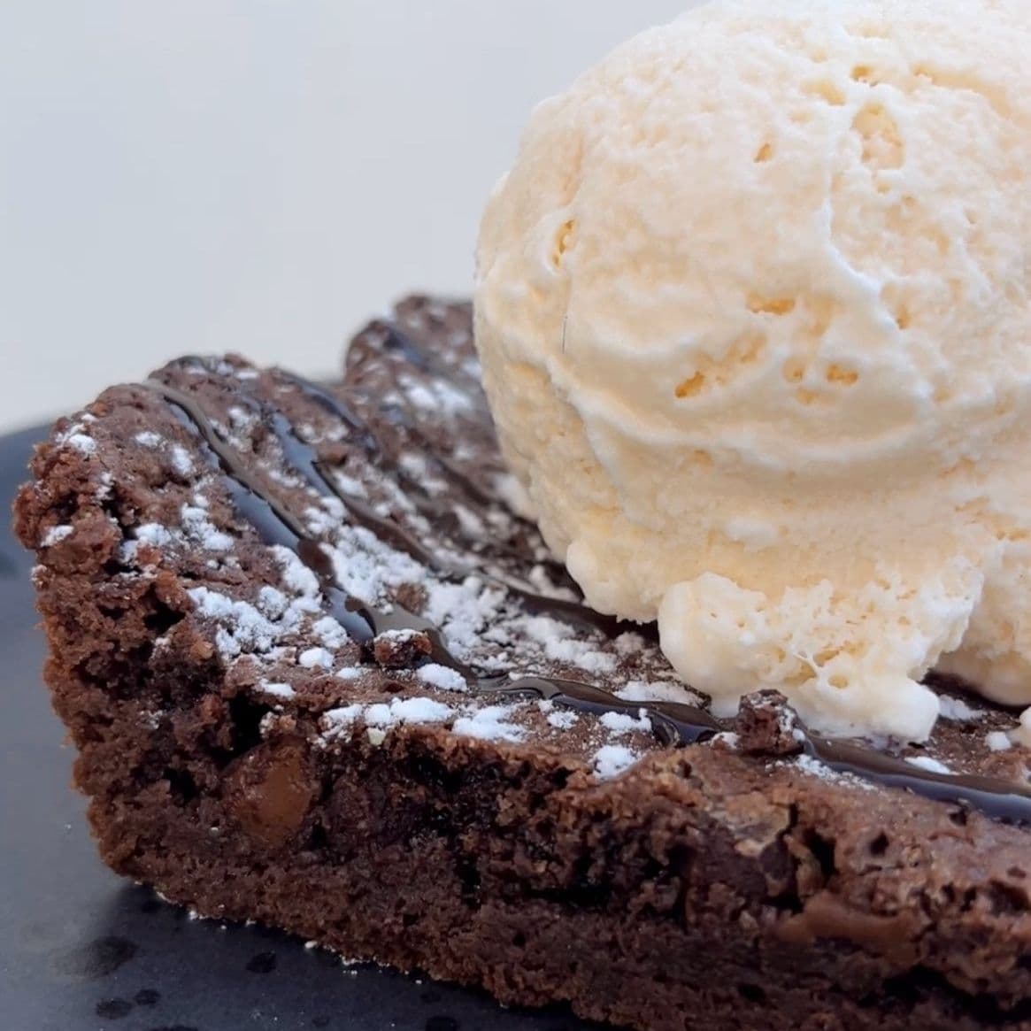Brownie con Helado