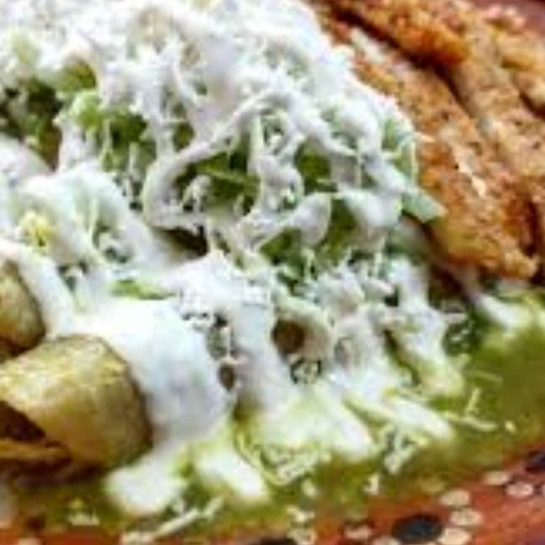 Enchiladas de Milanesa  + POSTRE SORPRESA