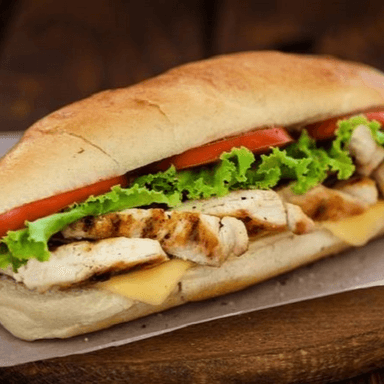 Sándwich Pollo + Bebida