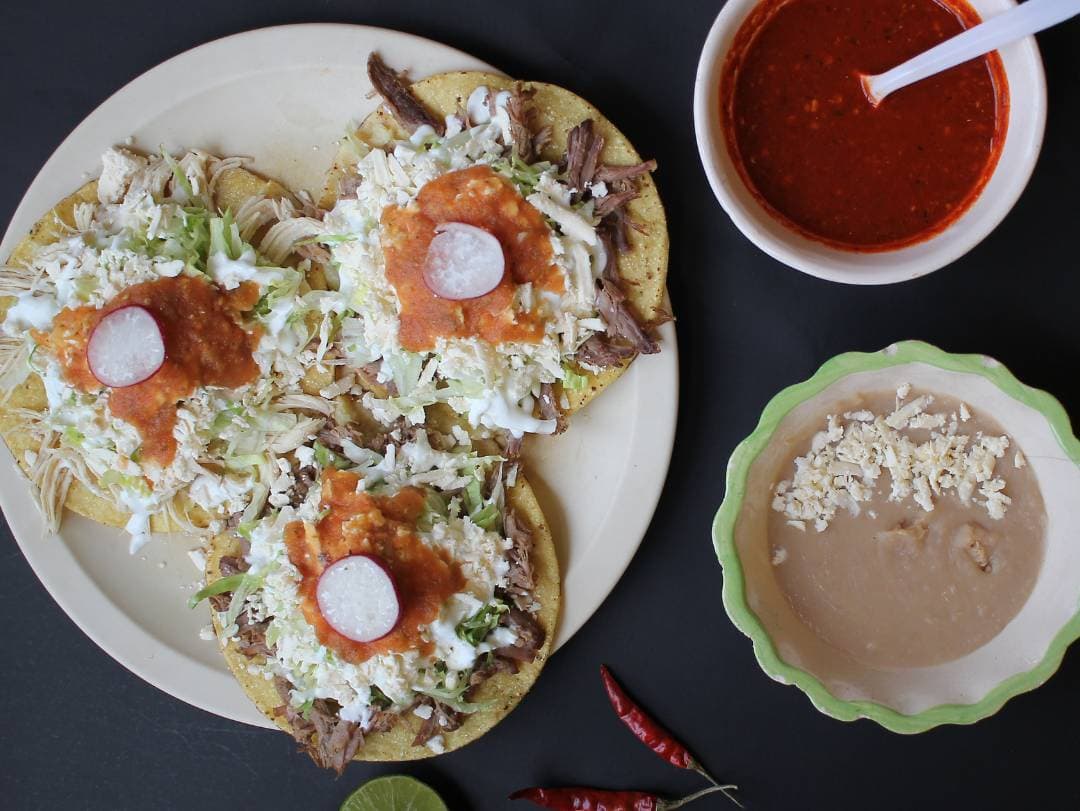 Sopes de Res (4 Pzas.)