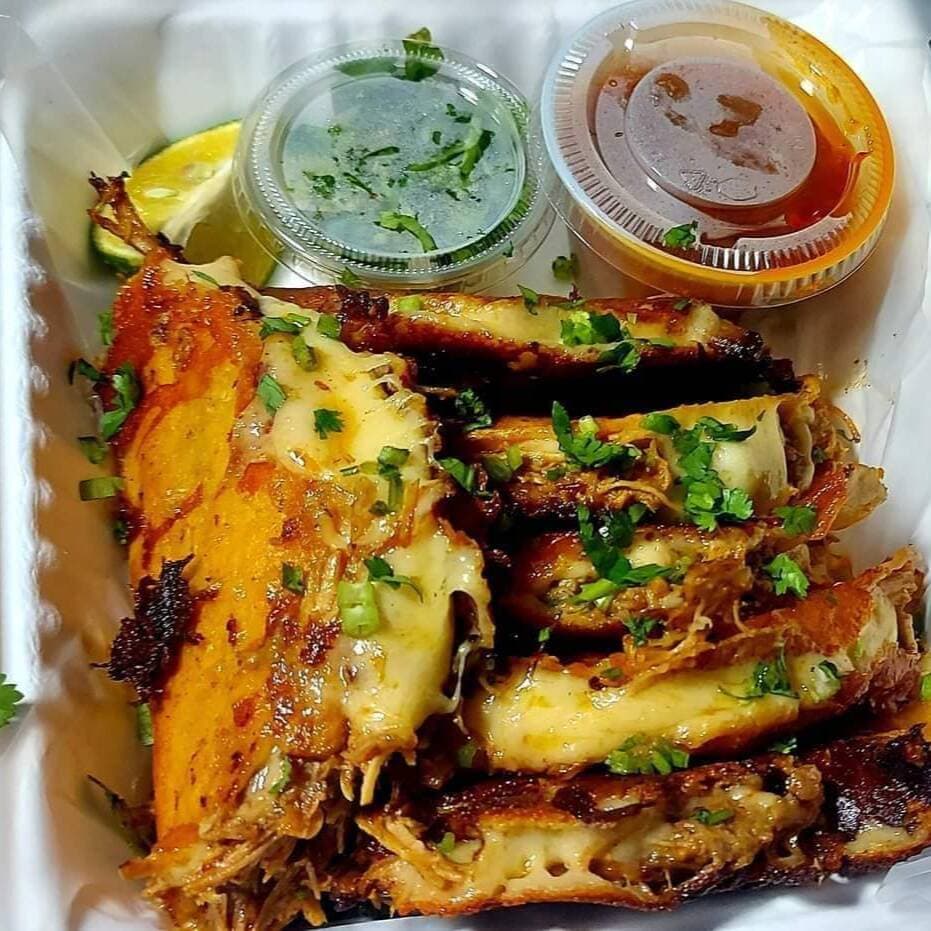 6 Tacos de Birria