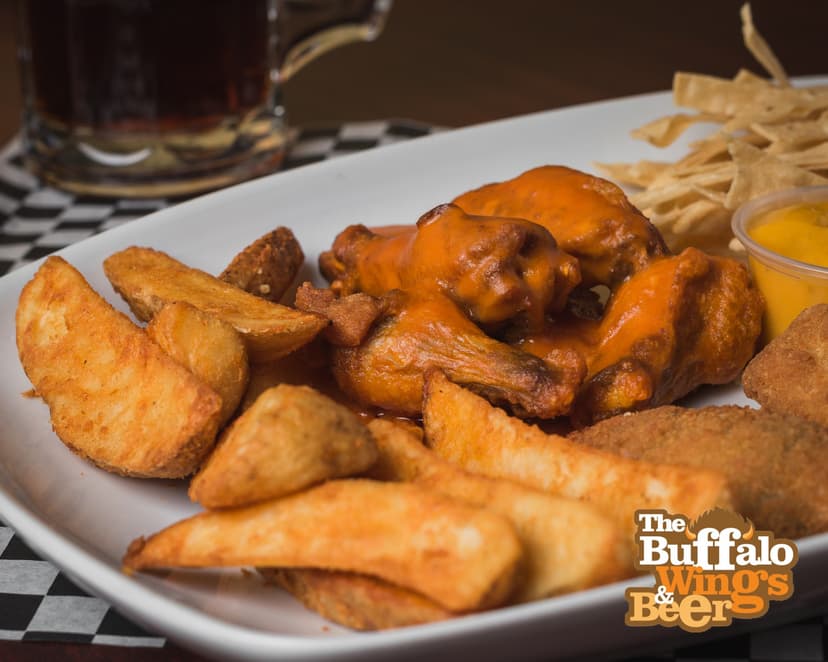 Buffalo Wings & Beer