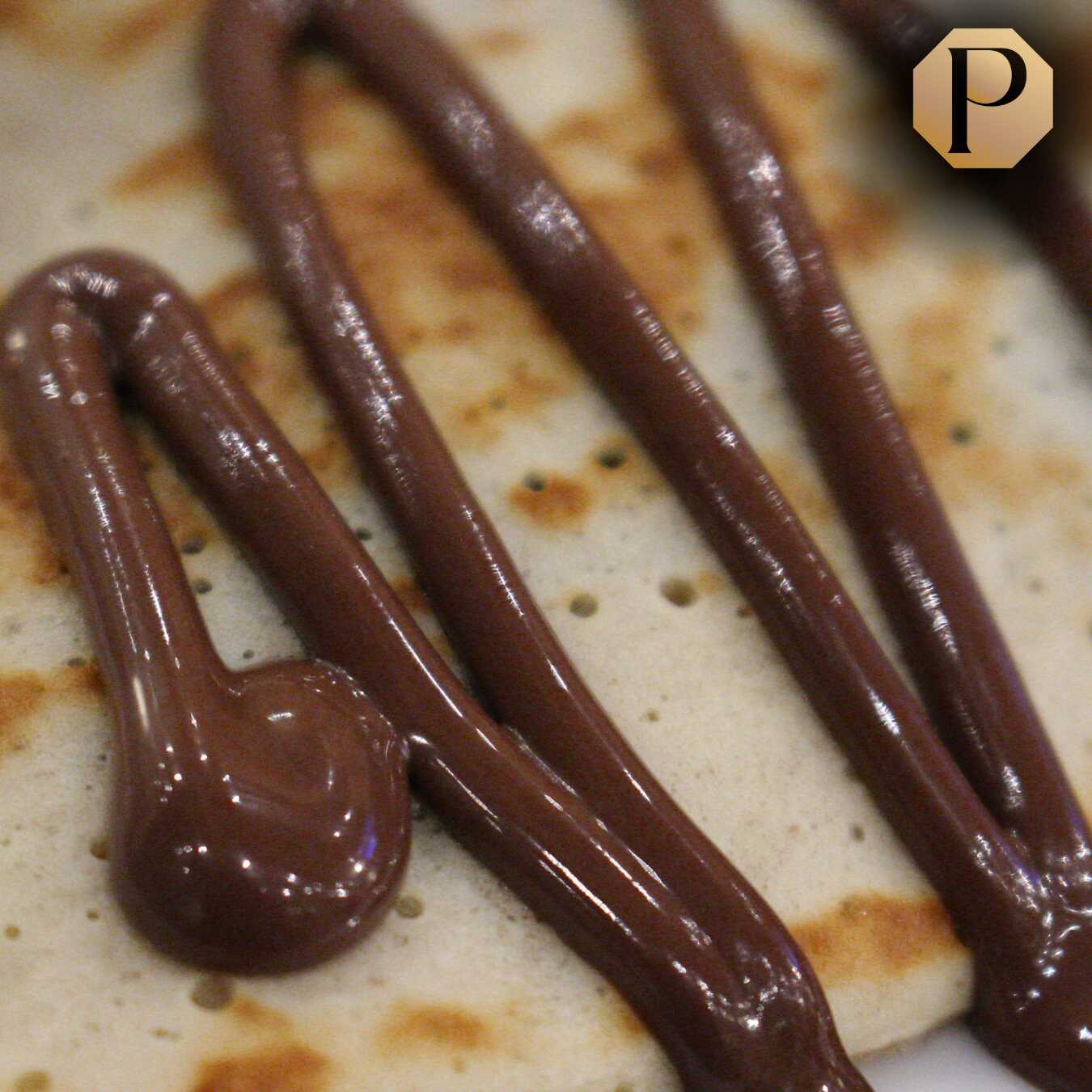 Nutella mas topping y decoración