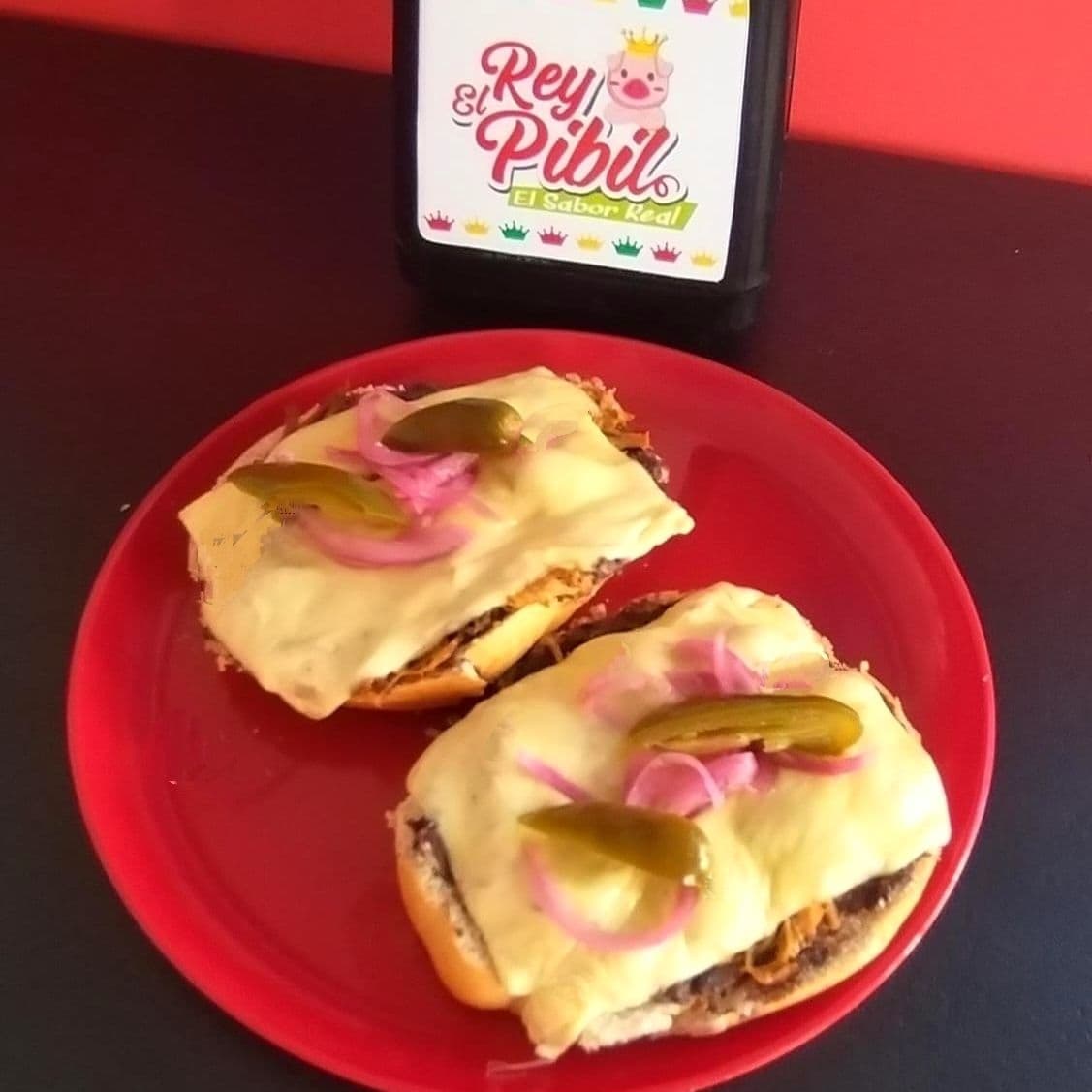 Molletes de Cochinita Pibil