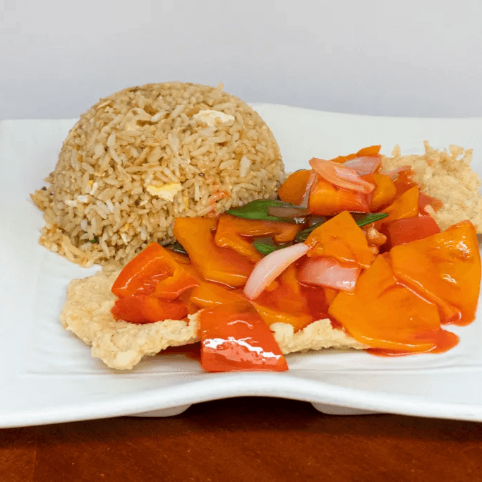 Pollo Tipakay con Chaufa Menú