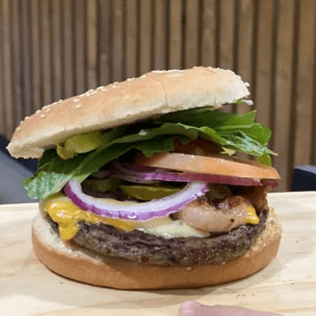 Combo Burger TJ + Papas + Bebida.