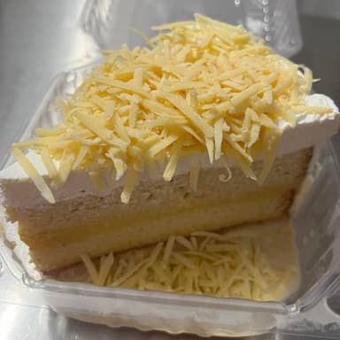 Rebanada Pastel de Tres Leches con Queso
