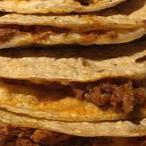 QUESADILLA DE CHICHARRON