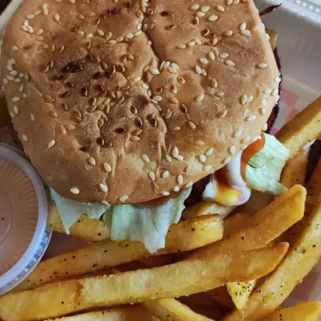 Hamburguesa Queso Oaxca + Papas a la Francesa DiDi