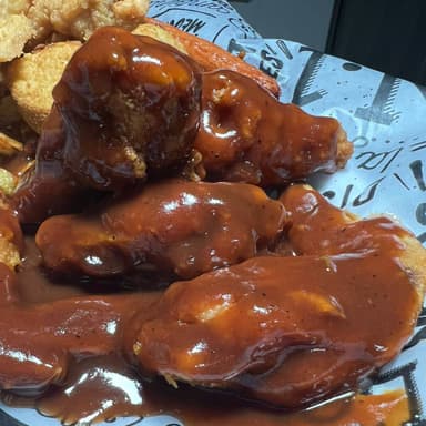 10 Alas + Papas + Gaseosa