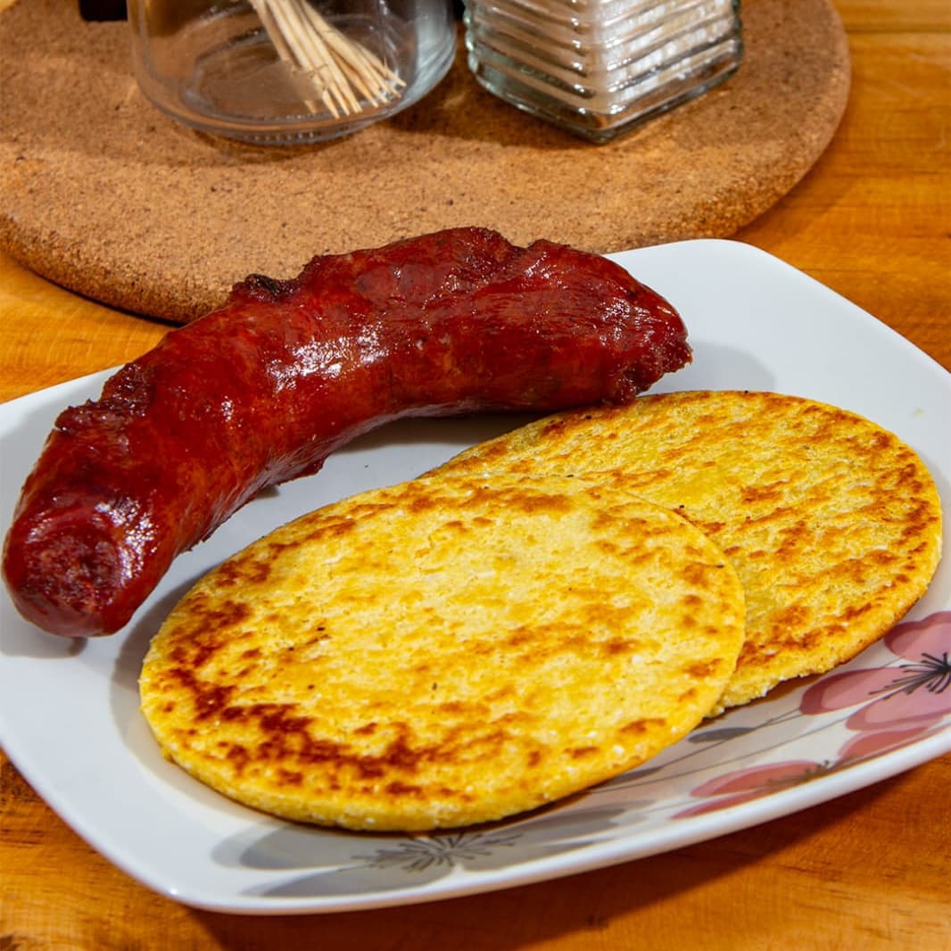 Chorizo Artesanal + Acompañante