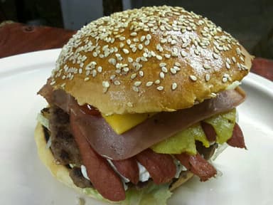 Hamburguesa Especial Mikemar