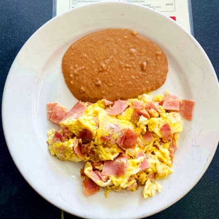 Huevos con Jamón