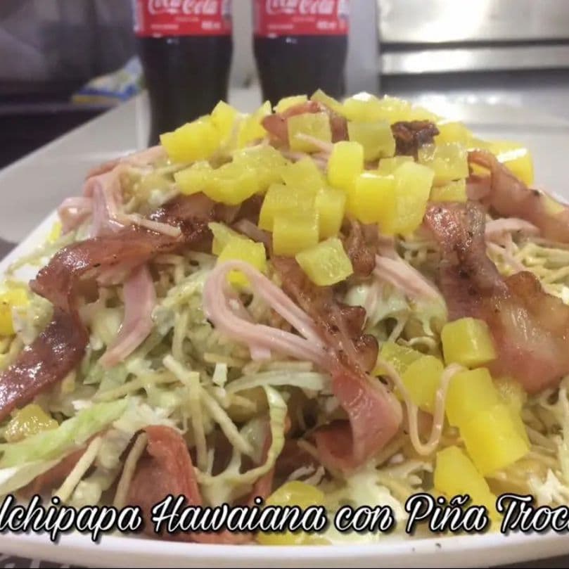 Salchipapa Hawaiana Gratinada + Jamon @