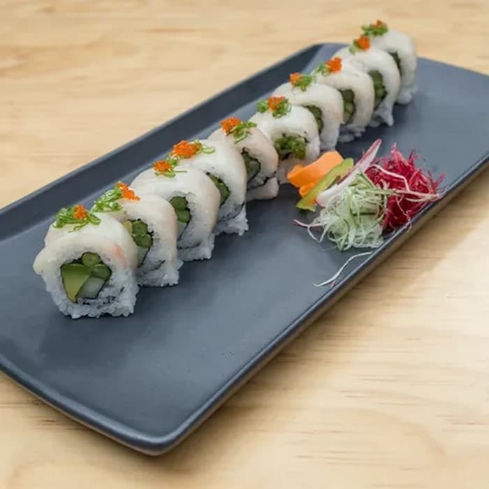 Hamachi Roll