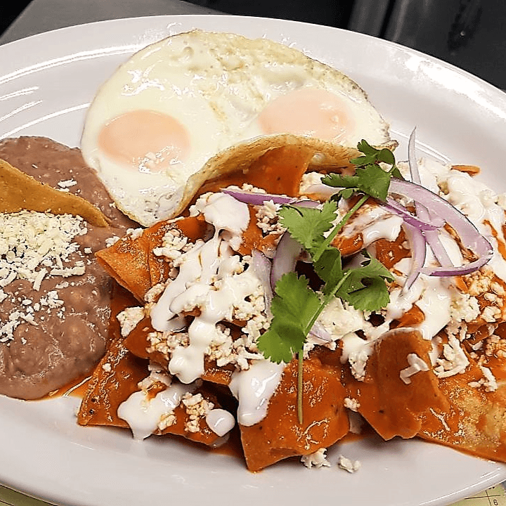 Chilaquiles con Huevo