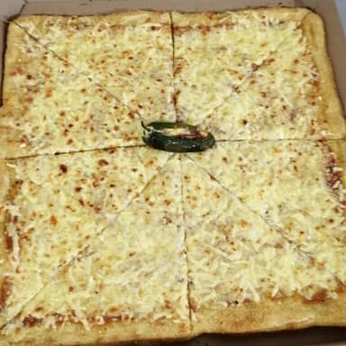 Pizza 3 Quesos Familiar