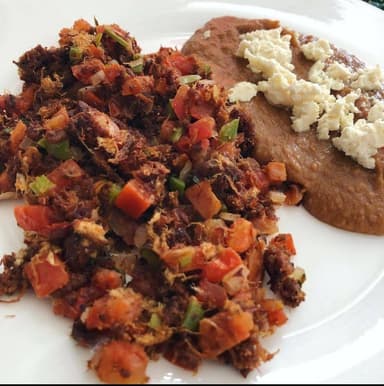 Machaca con Verdura