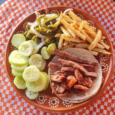 Taco de Arrachera con Chorizo Argentino