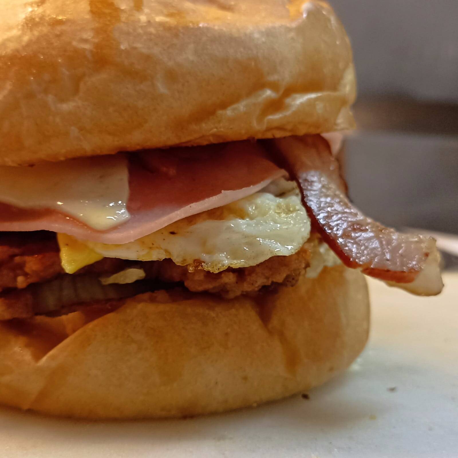 2 Classic Burger +2 Pepsi 355Ml