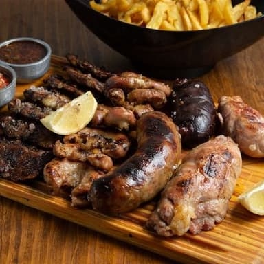 Parrillada Personal + limonada (10oz)