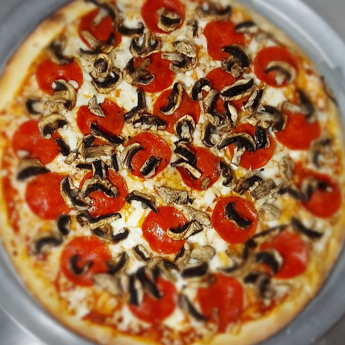 Pizza Pepperoni Especial Grande ..