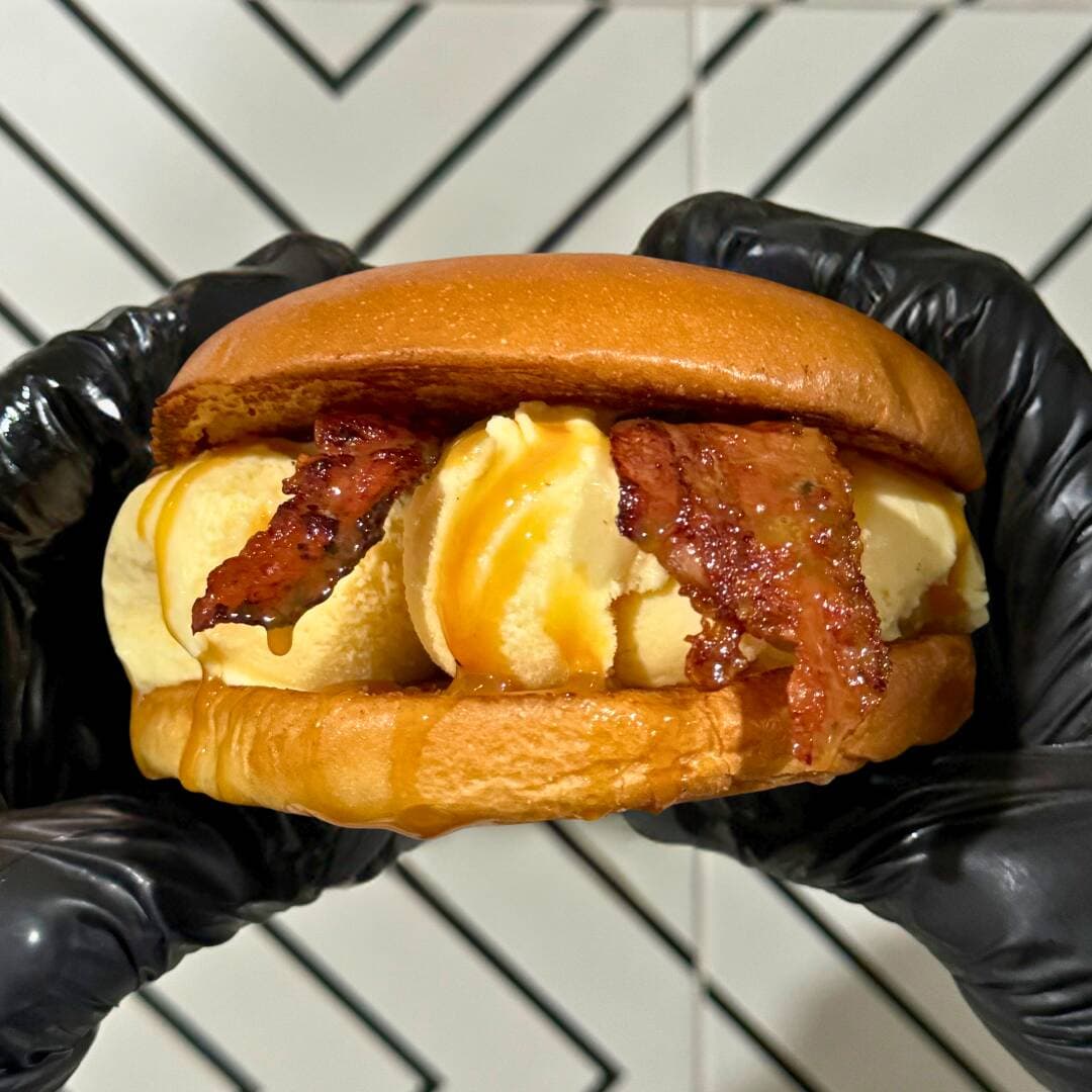 Ays Krim Burger