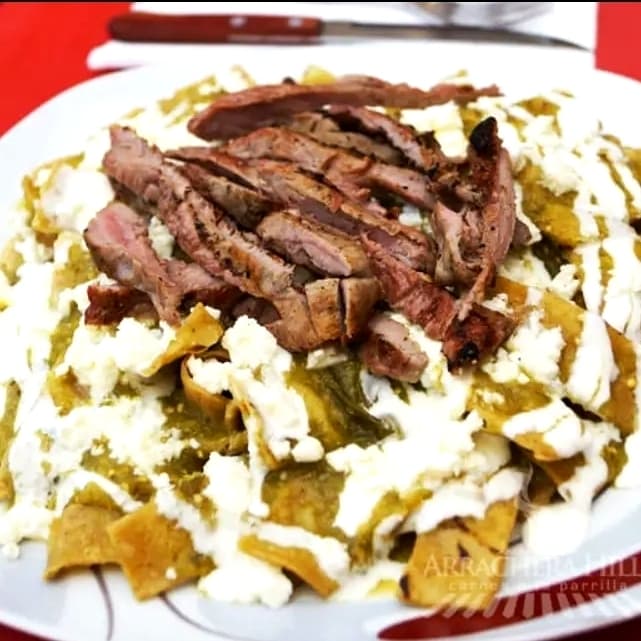 Chilaquiles con Asada