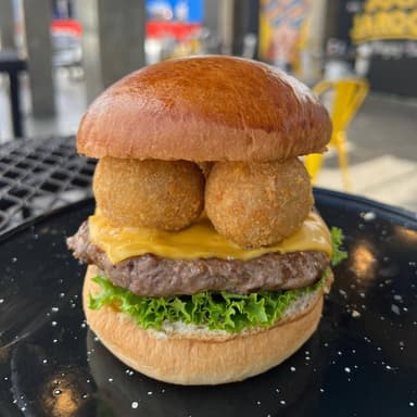 Hamburguesa Atómica